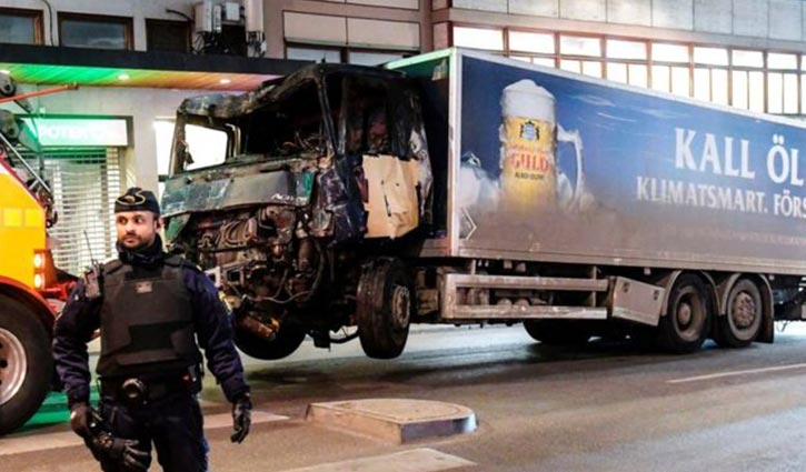 Stockholm attack: 'Homemade bomb' found in lorry