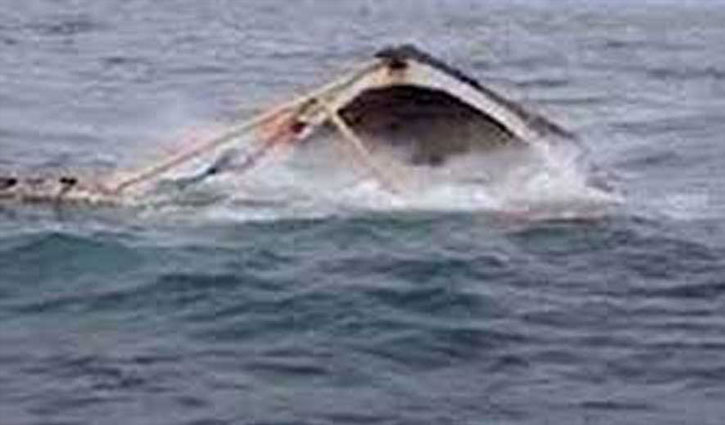 24 missing after boat capsize in Sandwip