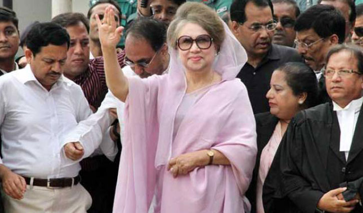  Khaleda appears before court