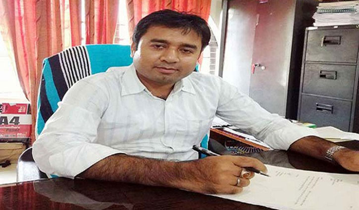 IU teacher sacked over sexual charges