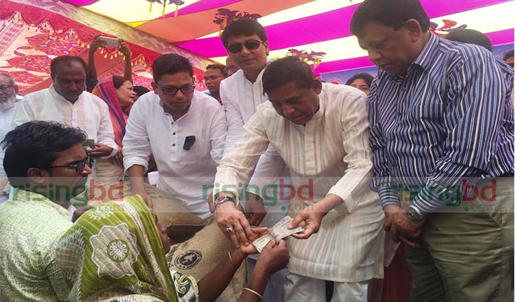 Govt will continue to distribute relief: Minister