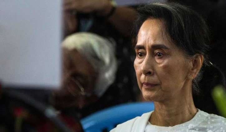 Aung San Suu Kyi breaks silence on Rohingya