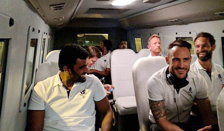 ICC World XI players arrive in Pakistan