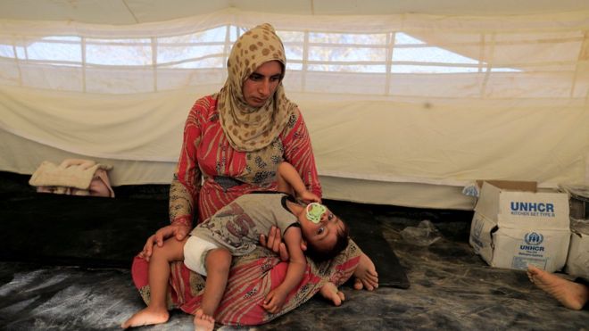 Syria war: UN urges pause in assault on IS bastion Raqqa