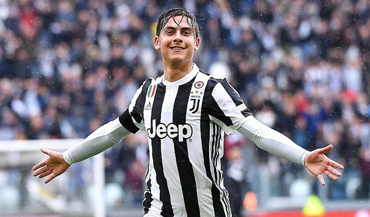 Paulo Dybala double sends Juventus top of Serie A