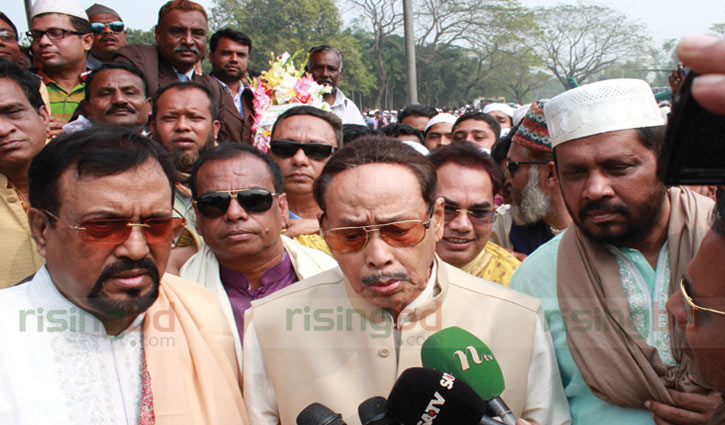 Khaleda has to accept court verdict: Ershad