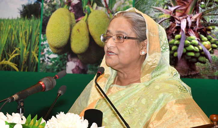 PM asks students to pursue practical education on agriculture