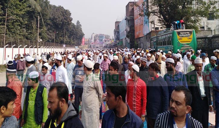 Lakhs join Jumma prayers at Ijtema ground