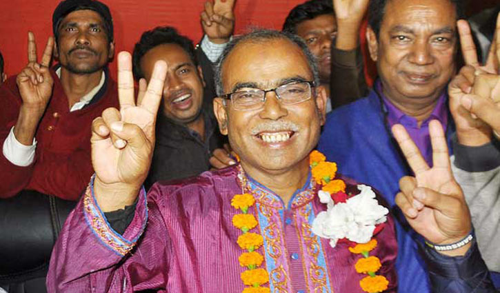 Rangpur city mayor takes oath