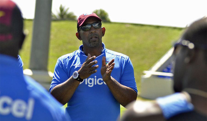 Simmons becomes Afghanistan coach