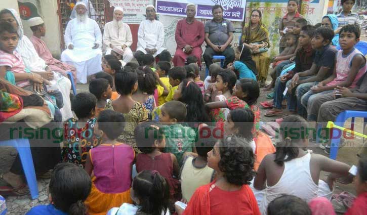 অসহায় মানুষের পাশে ‘আমরা বলতে চাই’