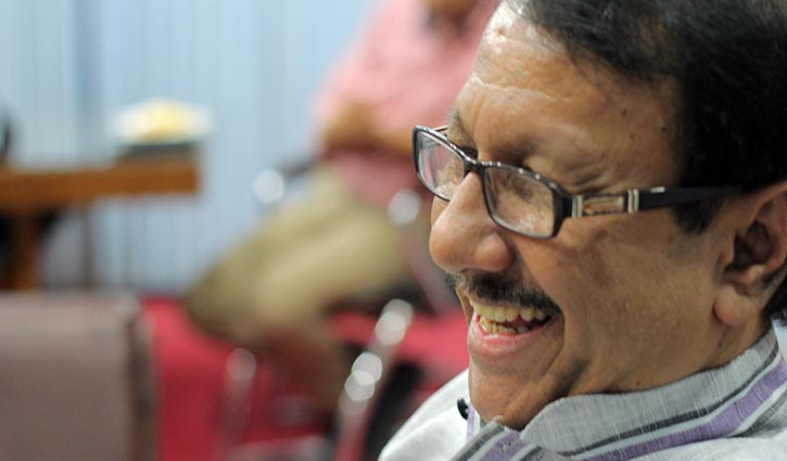 কামাল চৌধুরীর কবিতার সঙ্গে আলাপ-সালাপ : টোকন ঠাকুর