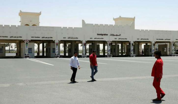 Saudi permanently closes land border with Qatar