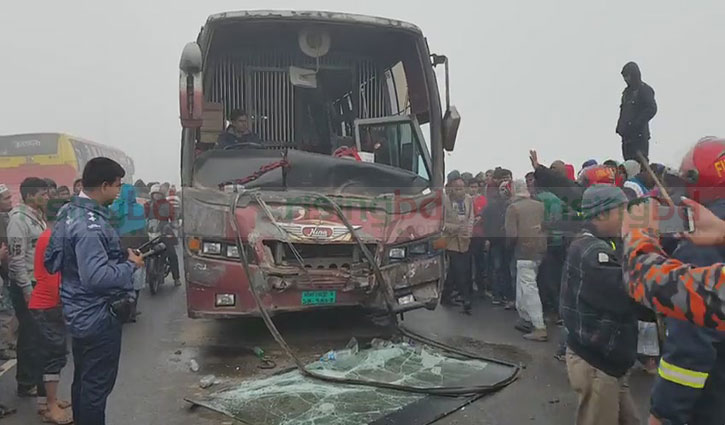 15 injured as 10 vehicles collide each other