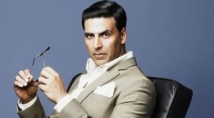 Akshay bluntly speaks on reality of award shows