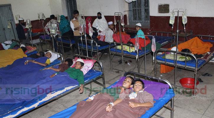 40 students fall ill after eating meal in Barisal