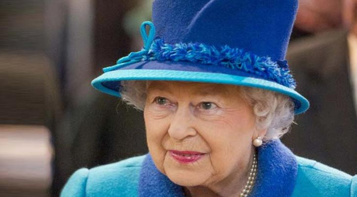 Britain’s Queen to appoint officer to run Twitter account