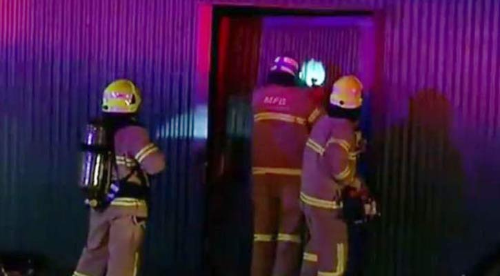 3 killed in fire at abandoned Melbourne factory