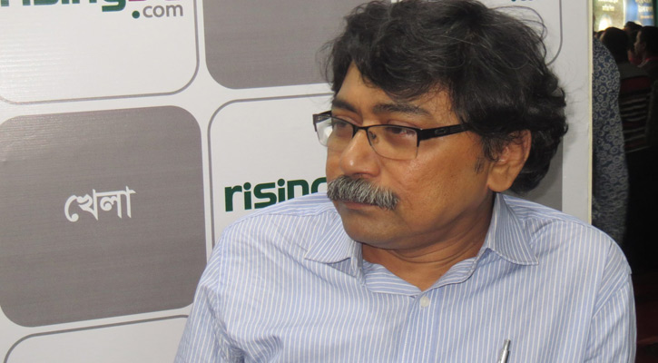 ‘সাহিত্যে নতুন রক্ত প্রবাহিত হওয়া দরকার’ ‘সাহিত্যে নতুন রক্ত প্রবাহিত হওয়া দরকার’