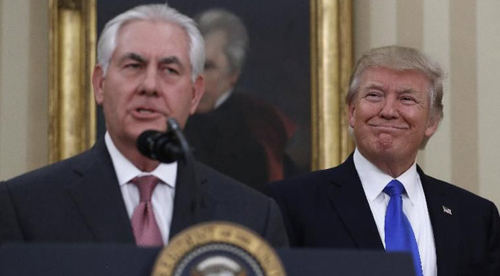 Rex Tillerson sworn in as US secretary of state