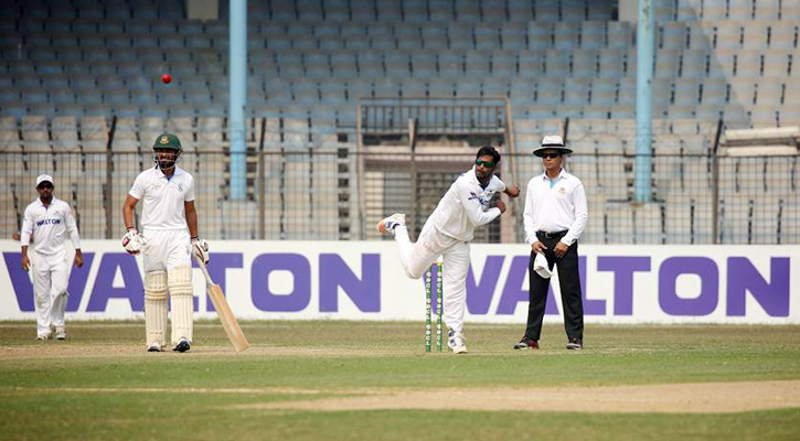 Walton bowl out South Zone for 260