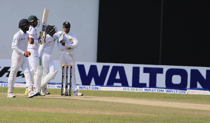 Tigers 214-5 at stumps against Sri Lanka