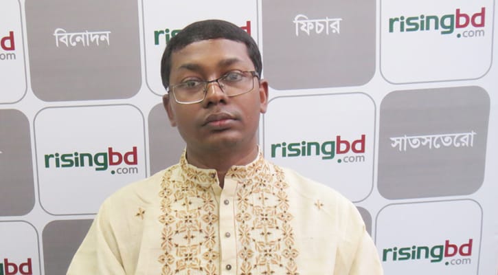 ‘পাঠকদের সারা বছর বইয়ের সঙ্গে থাকতে হবে’ ‘পাঠকদের সারা বছর বইয়ের সঙ্গে থাকতে হবে’