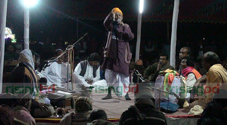 গোপালগঞ্জে ঐতিহ্যবাহী কবি গান