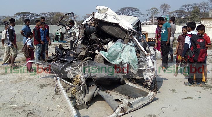12 killed in Narsingdi road crash