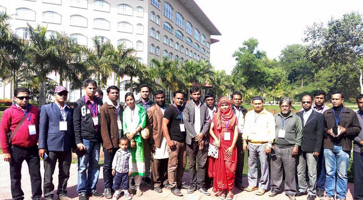 সংবাদকর্মীদের আনন্দ ভ্রমণ সংবাদকর্মীদের আনন্দ ভ্রমণ