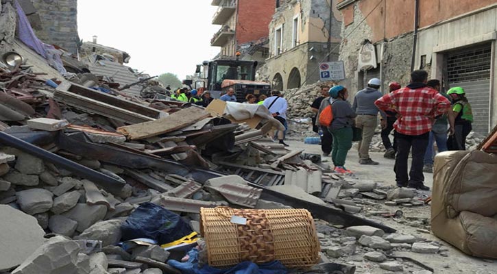 Earthquake Strikes Italy, Tremors Felt in Rome