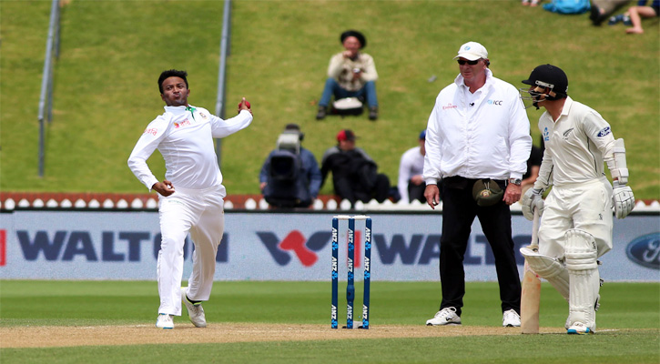 Shakib, Kamrul lead Christchurch Test in balance