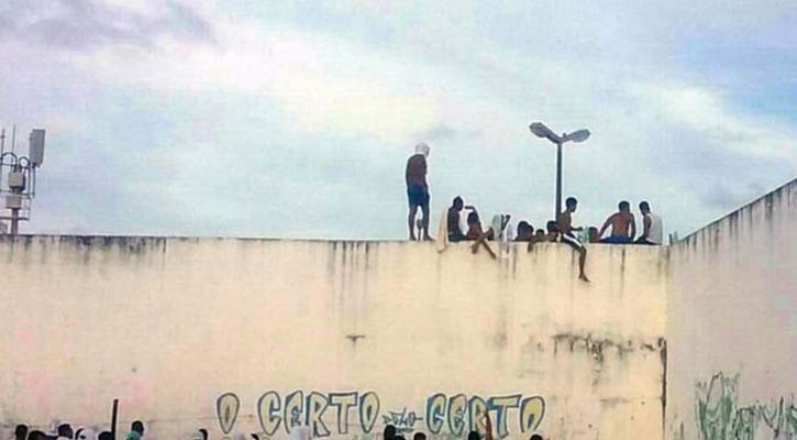 10 killed in Brazil prison fight