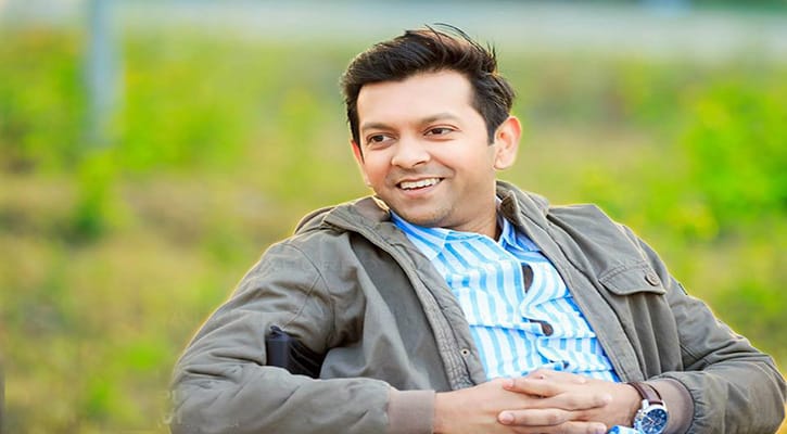 ভিন্নভাবে আসছেন তাহসান ভিন্নভাবে আসছেন তাহসান