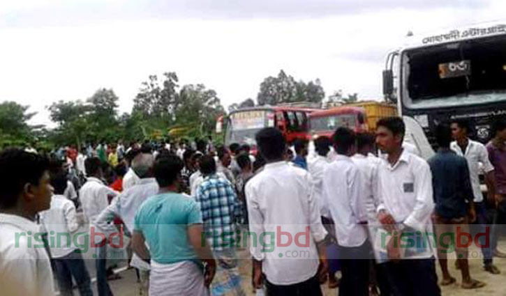 School boy killed in Ctg road accident