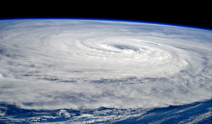 Typhoon Noru explodes as 2017's strongest storm yet