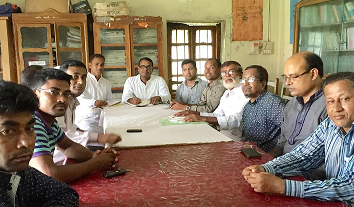 বাহুবল পাবলিক লাইব্রেরিতে প্রাণ ফেরানোর উদ্যোগ বাহুবল পাবলিক লাইব্রেরিতে প্রাণ ফেরানোর উদ্যোগ