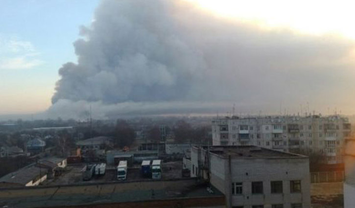 Ukraine munitions blasts prompt mass evacuations