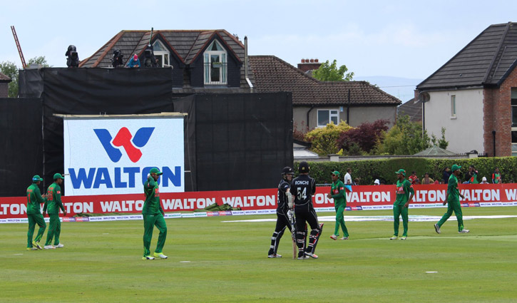 Bangladesh set 258 runs target for New Zealand