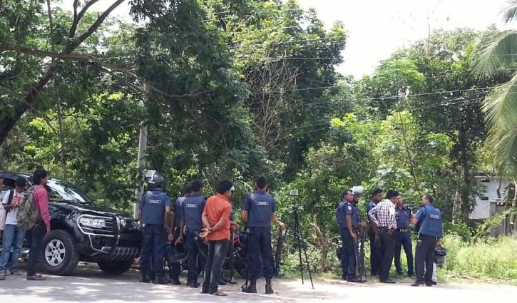 Operation again begins at Jhenaidah ‘militant den’