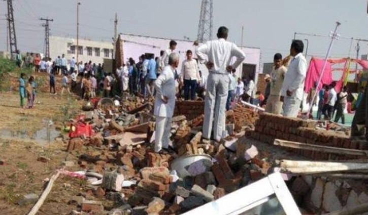 25 dead after a wedding hall collapses in India