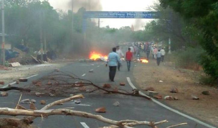 5 farmers killed in firing in India