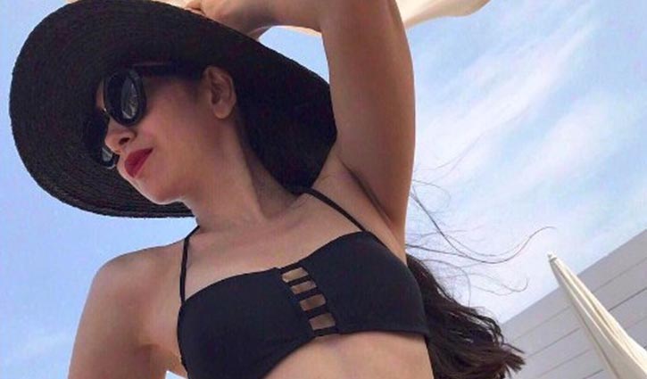 Karisma Kapoor stuns in black bikini