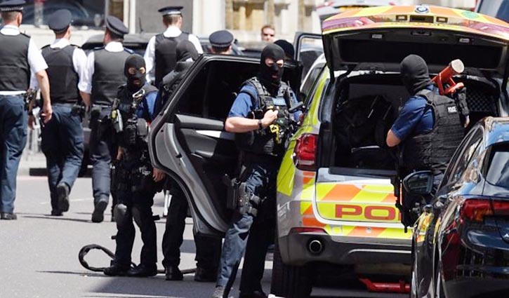 12 arrested over London terror attack