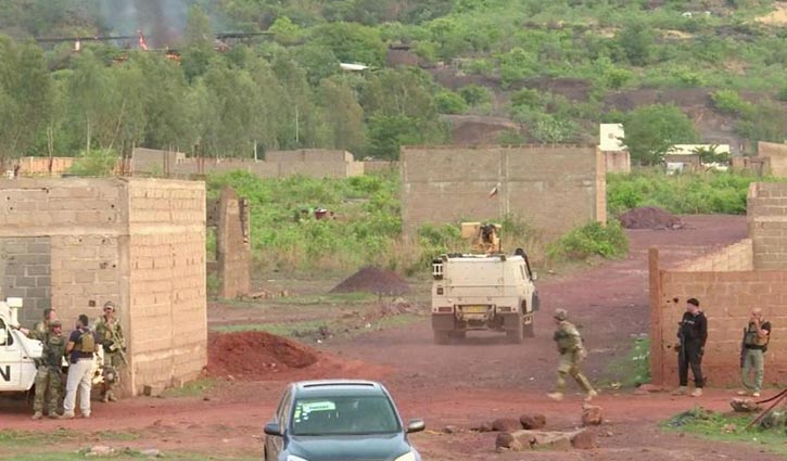 Mali tourist resort attack: At least 2 people killed