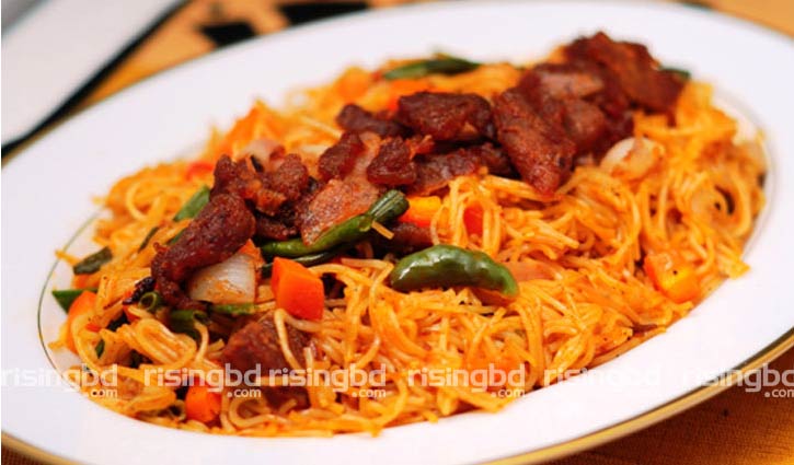 বিফস্টেক চাউমিন বিফস্টেক চাউমিন