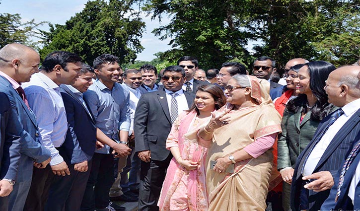 Expats urged not to do anything detrimental to nation's image