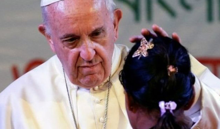 Pope uses word Rohingya in Dhaka