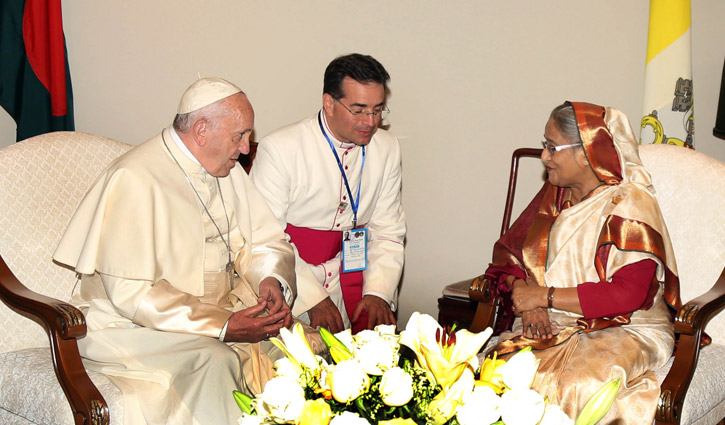 PM calls on Pope Francis