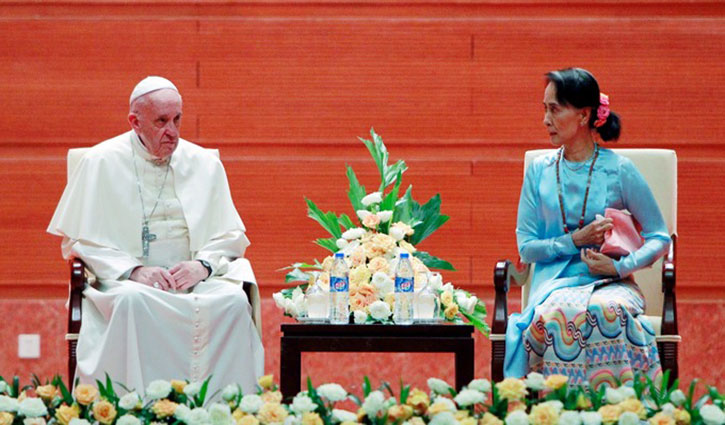 Pope avoids reference to Rohingya